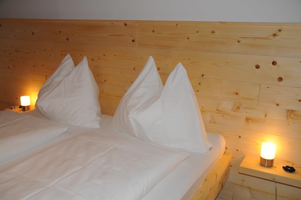 Gaestehaus Brugger Hotel Hermagor-Pressegger See Exterior photo